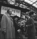 Erich Ziegel am Hamburger Hauptbahnhof.
