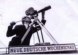 Deutsche Wochenschau bei der Produktionsarbeit