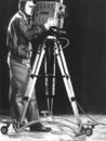 Der damalige Chefkameramann Frank Banuscher bei Dreharbeiten an der FESE-Kamera.
